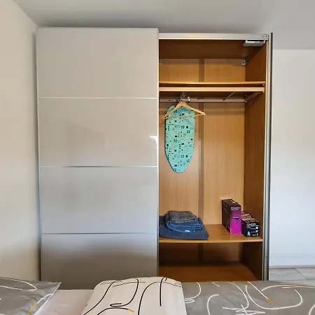 Stylish Suites With Kitchenette London Colney Exterior photo