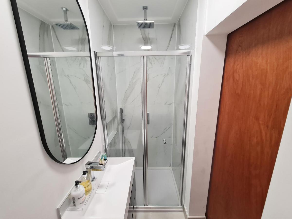 Stylish With Kitchenette Apartment London Colney