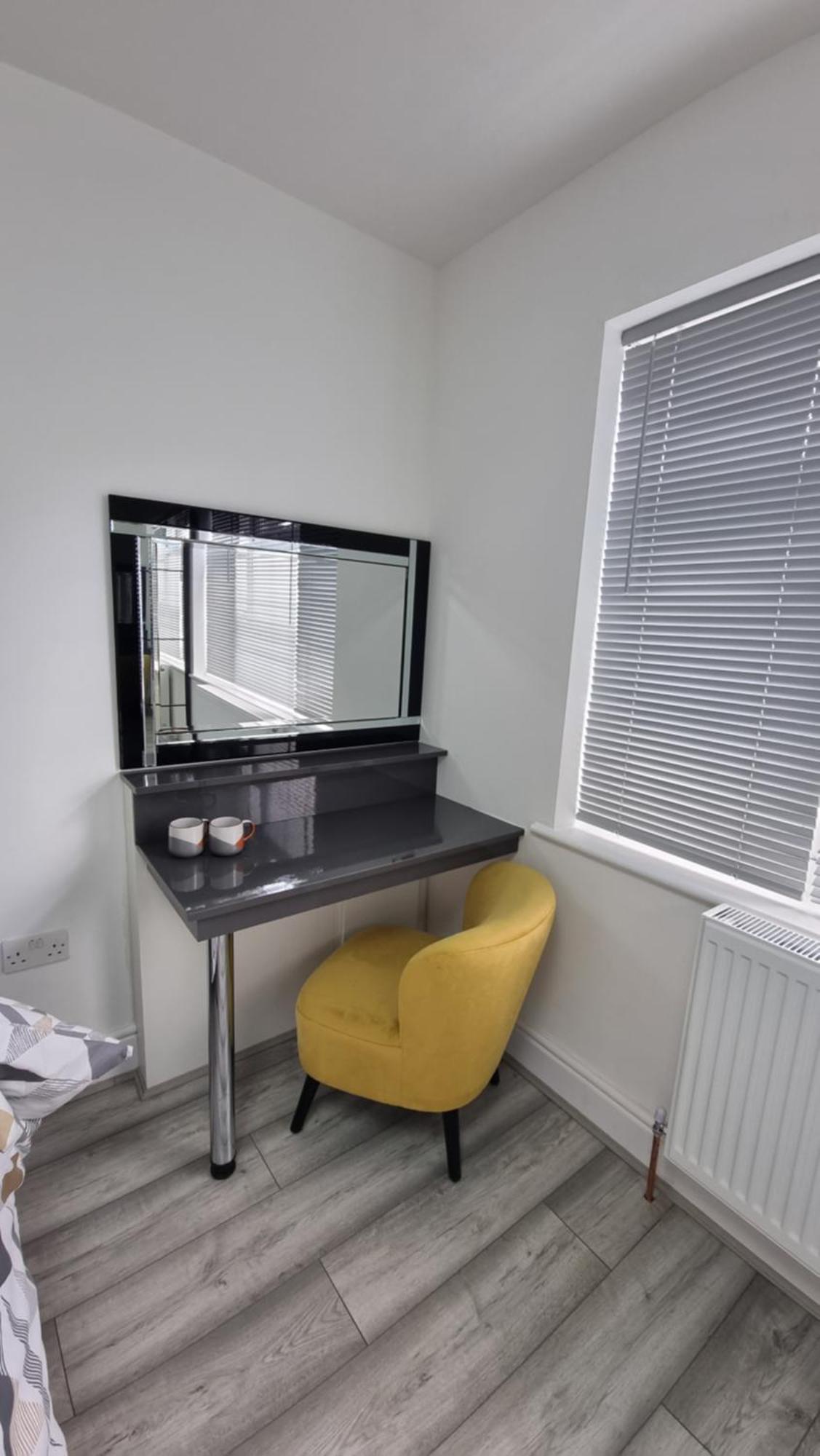 Stylish With Kitchenette Apartment London Colney